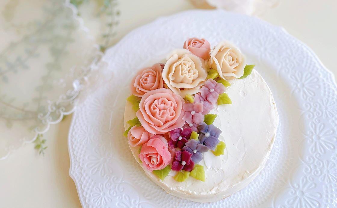華やぐスイーツ　あんクリームフラワーケーキ