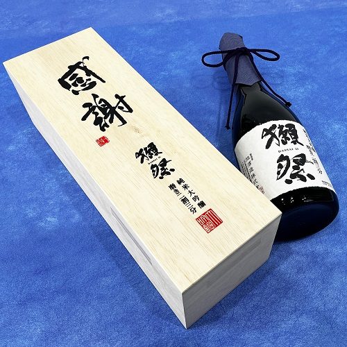 item-list__bg-img