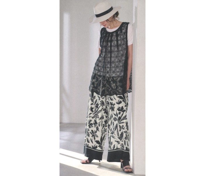 ＜スウイング＞　夏の婦人服セール
  