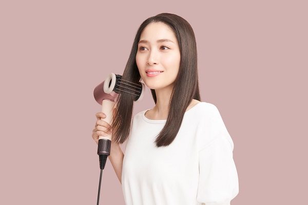 ＜dyson＞ダイソンヘアケアストア　オープン
  